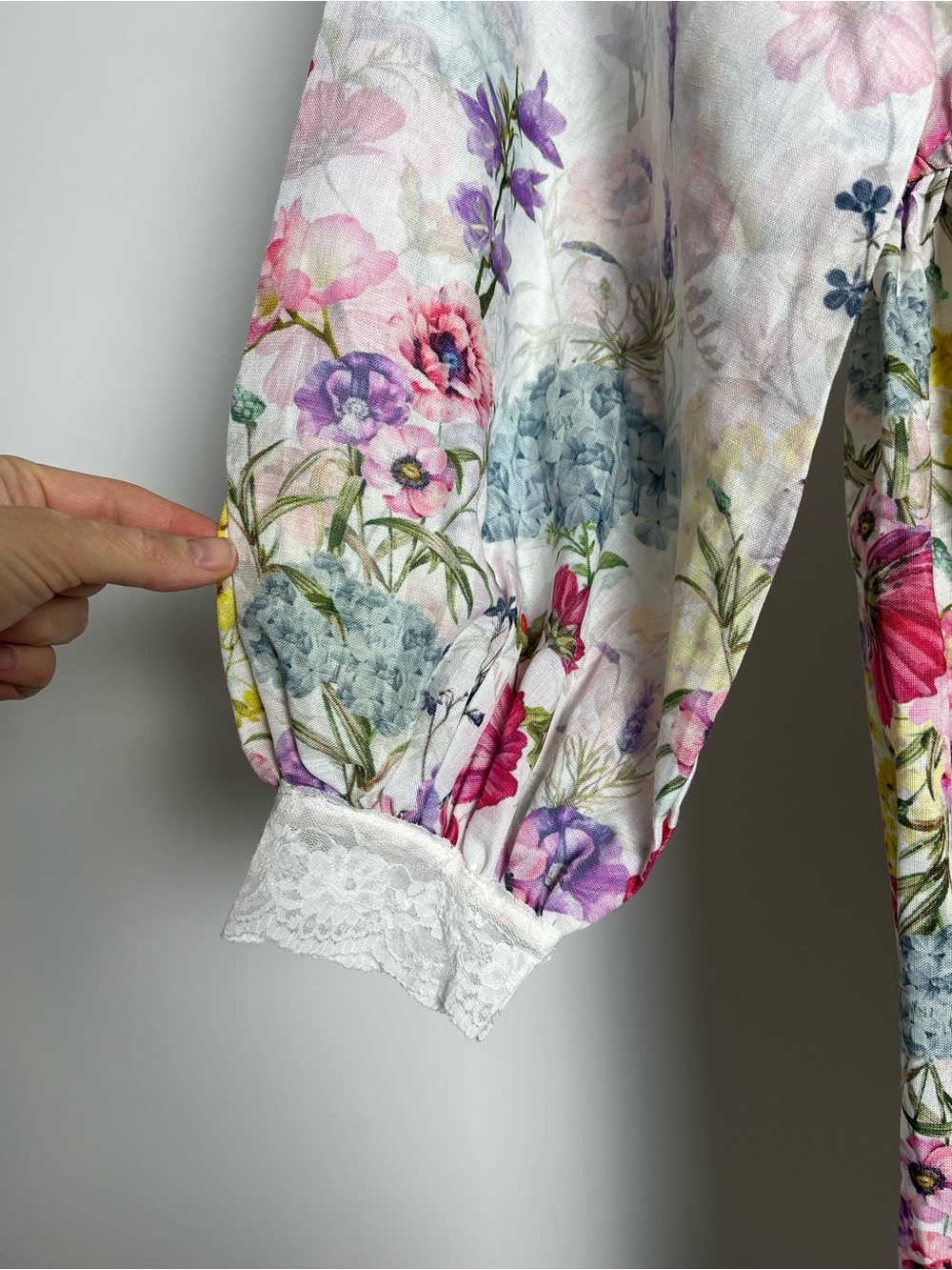 NWT Let Me Be Floral Midi Dress - Picture 7 of 13